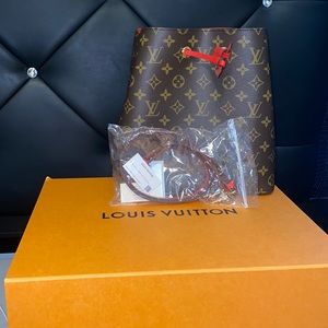 Neonoe Monogram LV Purse